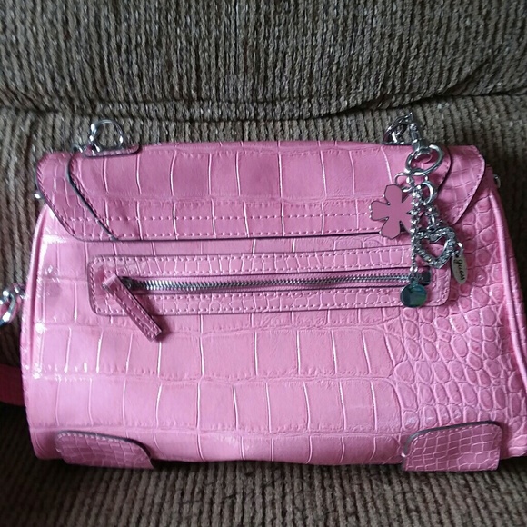 Guess purse - Picture 3 of 3